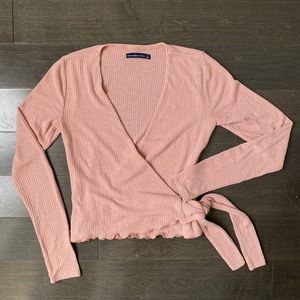 Abercrombie pink rubbed long sleeve wrap top